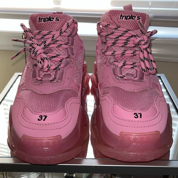 Women’s  BALENCIAGA Triple S Size 37 - Picture 1 of 8